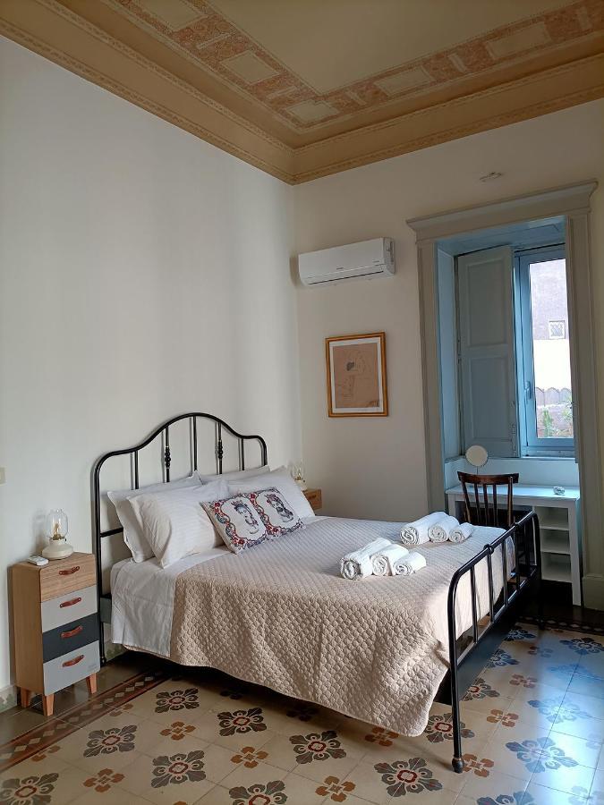 Stesicoro Art Home, In Centro Storico A Catania Exterior photo